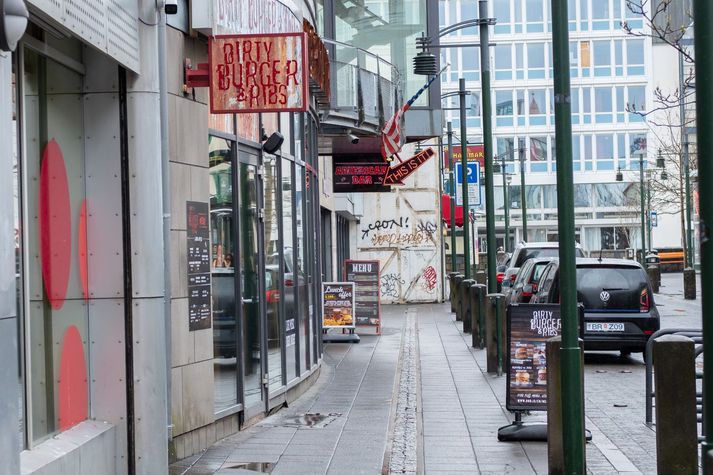 Hér má sjá Dirty Burger and Ribs í Austurstræti en brotist var inn á stað þeirra í Fellsmúla við Skeifuna. 