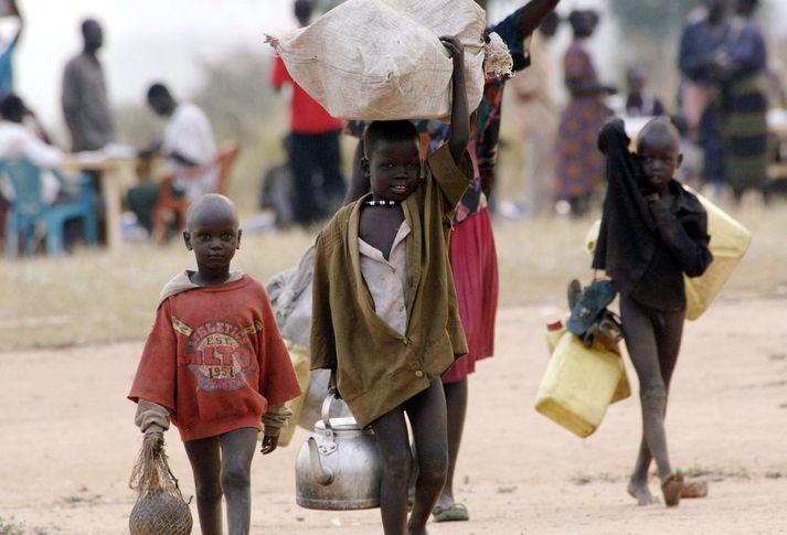 Börn væru betur haldin ef mæður réðu meiru um útgjöld fjölskyldunnar.