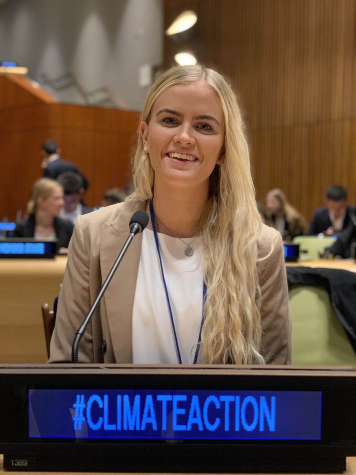 Esther Hallsdóttir ungmennafulltrúi Íslands á ungmennaráðstefnu SÞ um loftslagsmál á laugardag.