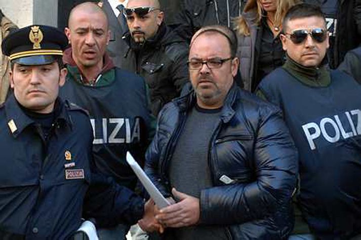 Ítalska lögreglan handtók þennan mafíósa, Vincenzo Licciardi, fyrir skömmu.