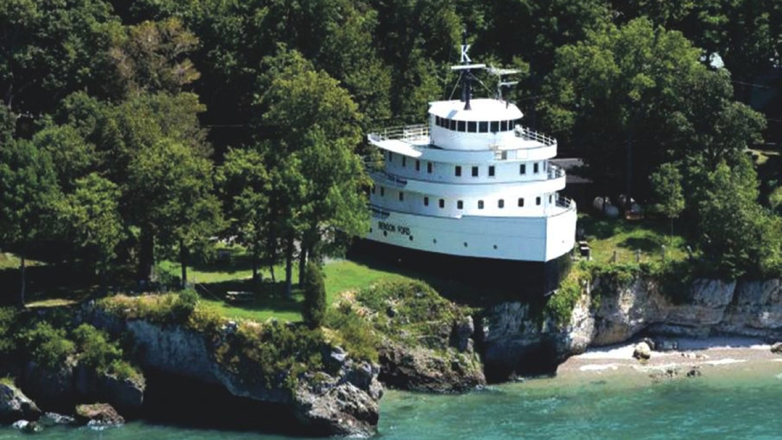 Бренд hate. Скальный ансамбль адршпах. Хавьер сеносиан дом змея. Каскадный водопад бигар, румыния. The most unique.