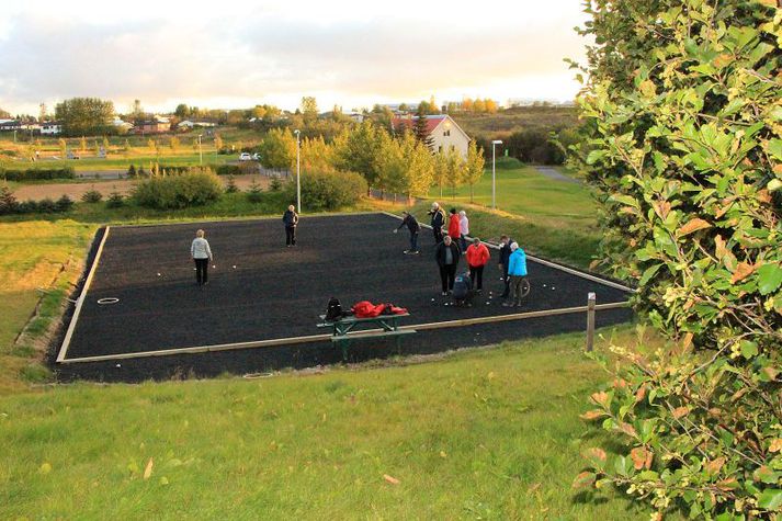 Pétanque-völlur var settur í Gufunes eftir að íbúar í Reykjavík völdu hann í kosningunni Hverfið mitt.