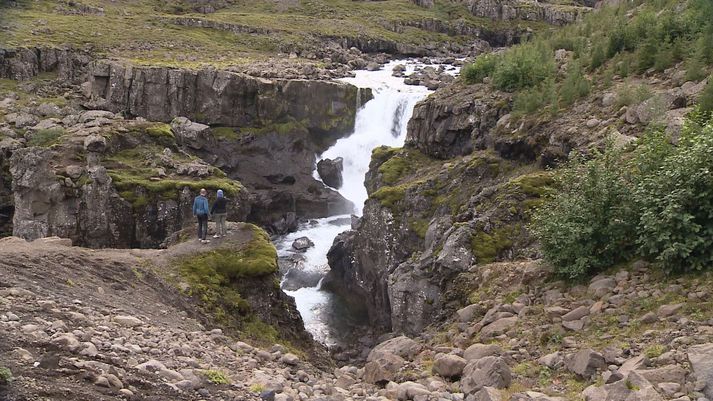 Nykurhylsfoss er neðsti fossinn í Fossá sem rennur til sjávar í Berufirði.