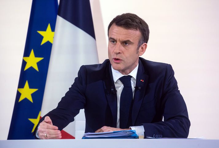 Emmanuel Macron Frakklandsforseti hefur boðað til kosninga.