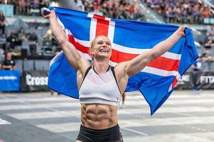 Anníe Mist Þórisdóttir fagnar hér árangri sínum á heimsleikunum í CrossFit þar sem hún hefur verið á verðlaunapalli í meira en áratug.