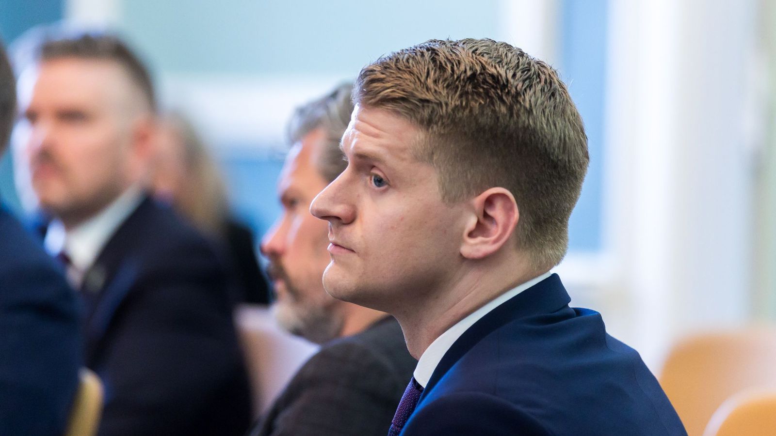 Tekur sér leyfi frá Al­þingi til að fara í á­fengis­með­ferð - Vísir