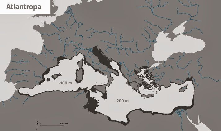 Sörgel vildi reisa stærstu stíflu í heimi um Gíbraltarsund. Í henni yrði jafnframt vatnsaflsvirkjun upp á 50.000 megavött eða sem samsvarar átta Kárahnjúkavirkjunum. Annað eins afl yrði framleitt í risavirkjunum í Afríku og við stíflur í Hellusundi og milli Ítalíu, Sikileyjar og Túnis.