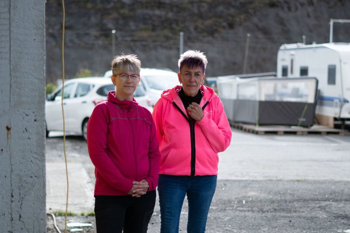 Bergþóra og Geirdís fara fyrir hópi fólks sem kalla sig Hjólabúa og hafa lengi barist fyrir varanlegri staðsetningu fyrir þá sem kjósa búsetuúrræði líkt og hjólhýsi. 