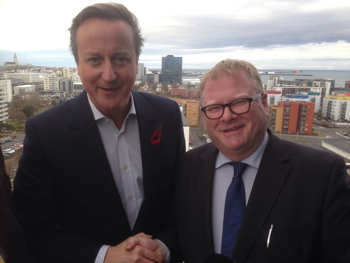 Í fréttum Stöðvar 2 í kvöld ræðir fréttamaðurinn Heimir Már Pétursson við David Cameron, forsætisráðherra Bretlands.