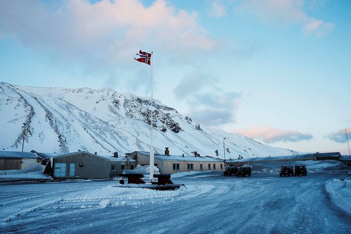 Frá bækistöð norska hersins á Jan Mayen.