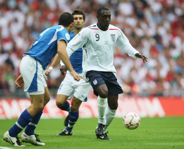Heskey í leik Englands gegn Ísrael.