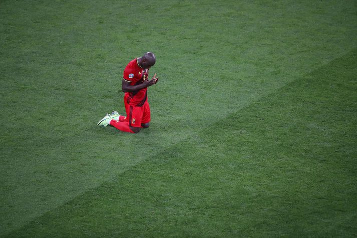 Romelu Lukaku skoraði tvö mörk í 3-0 sigri Belgíu í gær.