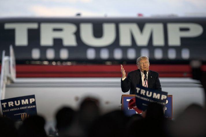 Tryggi Donald Trump sér sigur í Flórída og Ohio-ríki mun það verulega auka þrýsting á andstæðinga hans að draga sig í hlé.