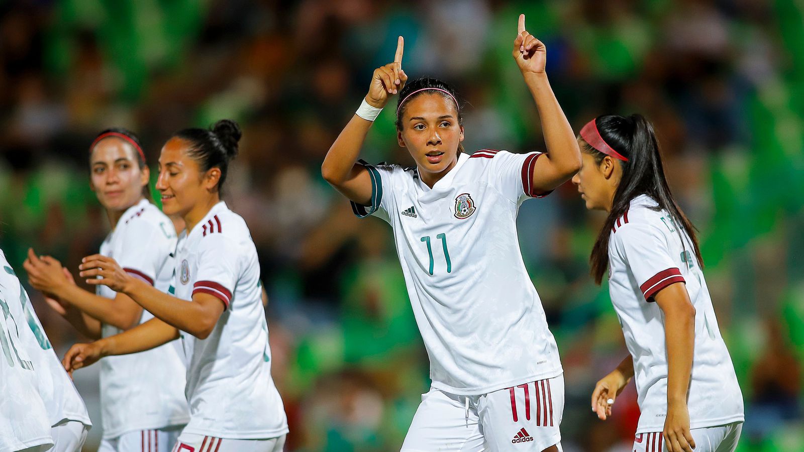 Fær 206 milljónir í laun og er orðin sú launhæsta - Vísir