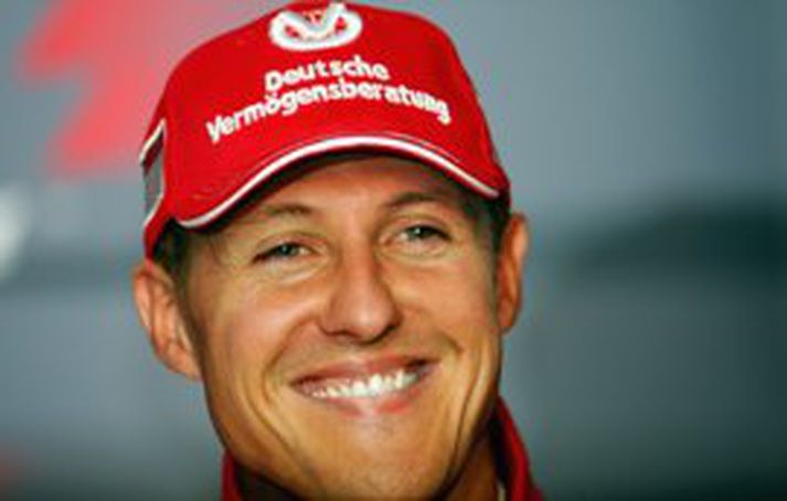 Michael Schumacher er bókaður í Race of Champions í desember