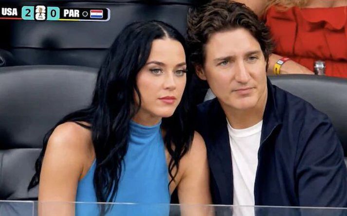 Katy Perry og Justin Trudeau nutu sín vel saman yfir sigri Bandaríkjanna gegn Paragvæ á föstudagskvöld.