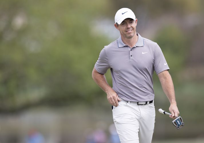 Rory McIlroy setti met og er í frábærri stöðu á Masters. 