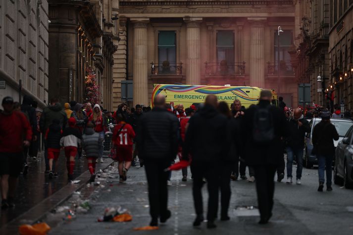 Maðurinn keyrði inn í hóp af fólki í þröngri götu þegar miðbærinn var troðfullur af fólki að fagna meistaratitli Liverpool.