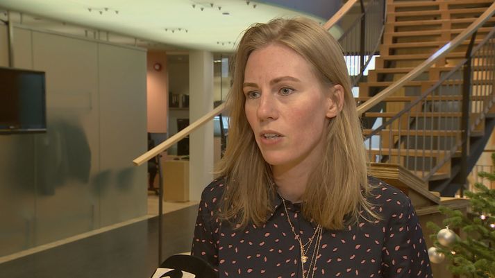 Halldóra Mogensen, þingmaður Pírata, efast um að nokkur maður tæki eftir því ef hótelforstjóri færi í verkfall.