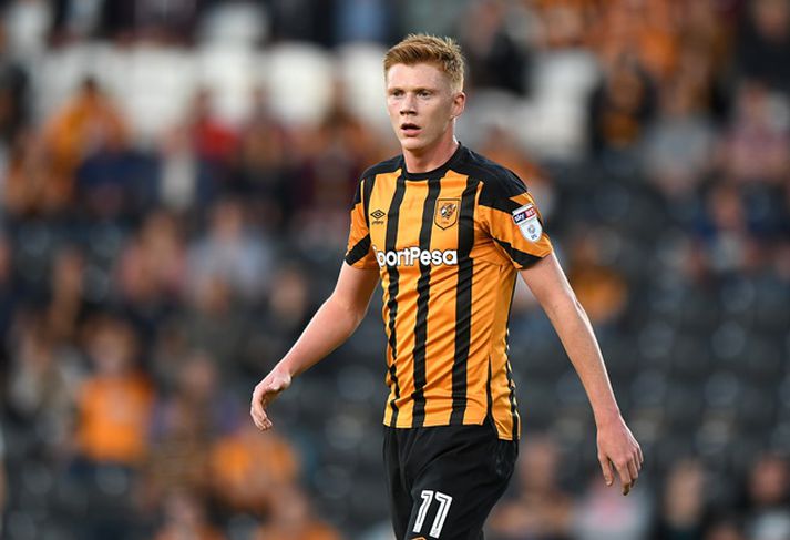 Sam Clucas vakti athygli fyrir góða frammistöðu með Hull í ensku úrvalsdeildinni á síðasta tímabili.