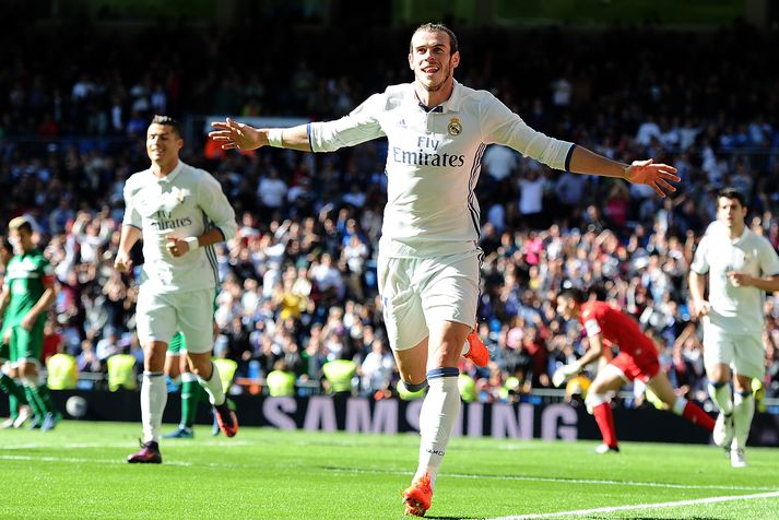 Bale skoraði fyrstu tvö mörk Real í leiknum.