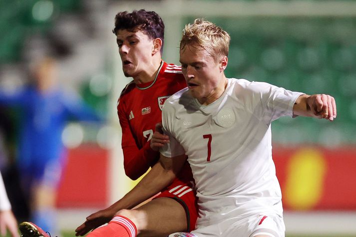 Tobias Bech, til hægri, var allt í öllu hjá Dönum.