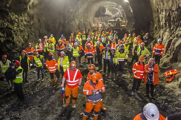 Verktakar Ósafls glöddust þegar síðasta haftið var sprengt í vor.