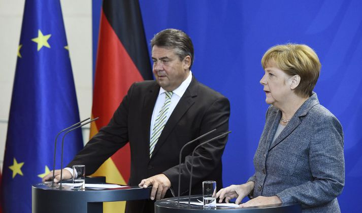 Sigmar Gabriel, varakanslari og Angela Merkel kanslari.