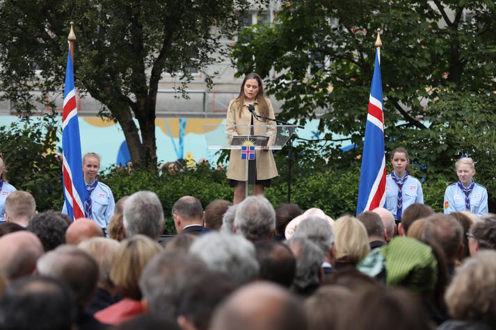 Katrín ræddi efnahagsmál og aðgerðir gegn loftslagshamförum í hátíðarræðu sinni.