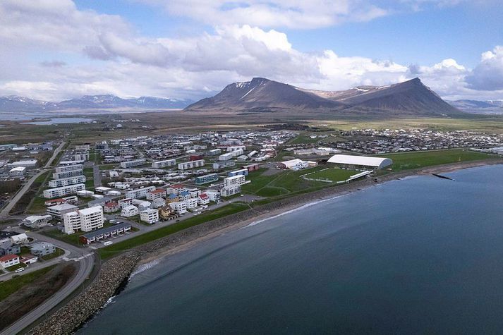 Piltarnir eru sagðir hafa framið líkamsárásina á Akranesi.