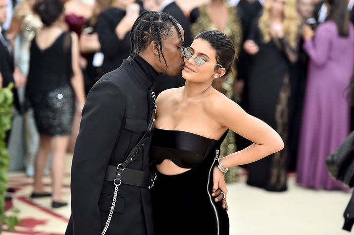 Travis Scott og Kylie Jenner í Met Gala gleðskap á árinu.