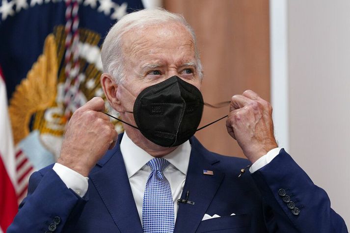 Joe Biden fékk jákvætt Covid-próf í dag og þarf að fara aftur í einangrun, þremur dögum eftir að hann fékk neikvætt próf.