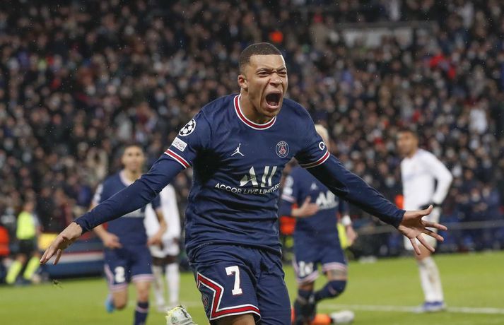 Kylian Mbappe fagnar marki sem hann skoraði gegn Real Madrid í Meistaradeildinni í vetur. 