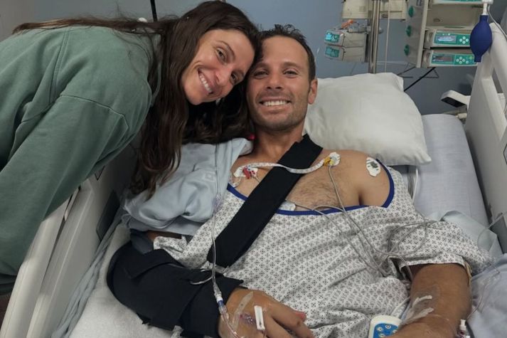 Pavan ásamt eiginkonu sinni, Audra Woods.