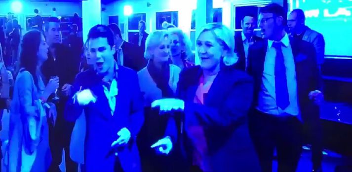 Le Pen í fjörugri sveiflu.