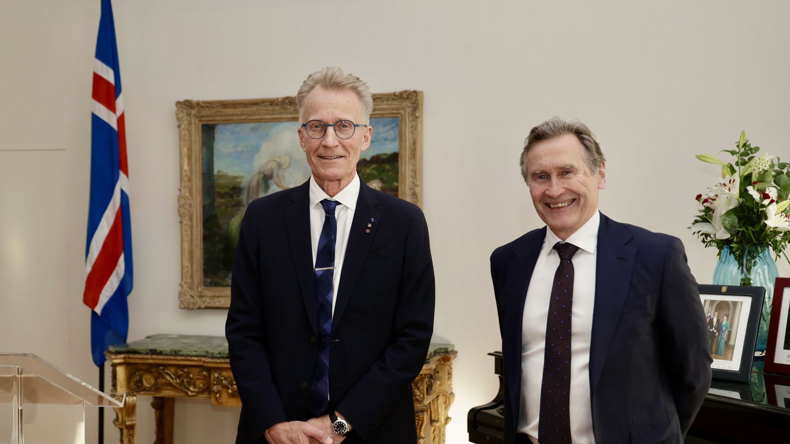 Rannsóknarprófessor og stofnandi Bláa lónsins hlutu Ásuverðlaunin