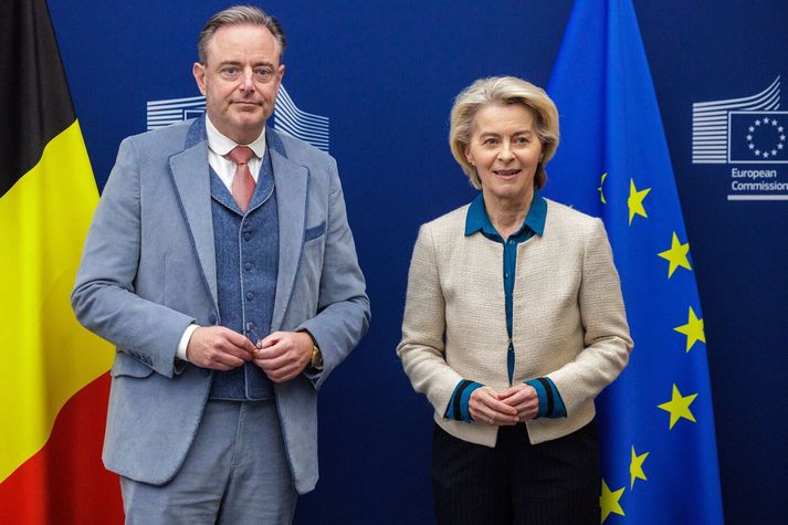 Bart De Wever, forsætisráðherra Belgíu, og Úrsúla von der Leyen, forseti framkvæmdastjórnar Evrópusambandsins, á fundi í síðasta mánuði.