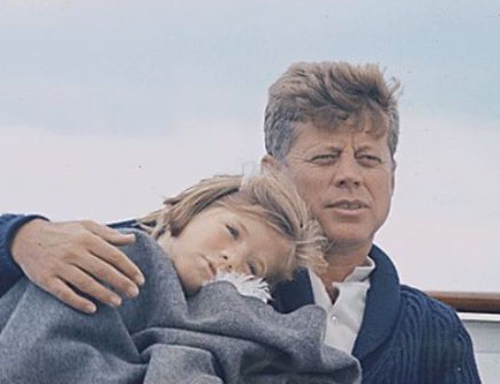 Caroline með föður sínum John.