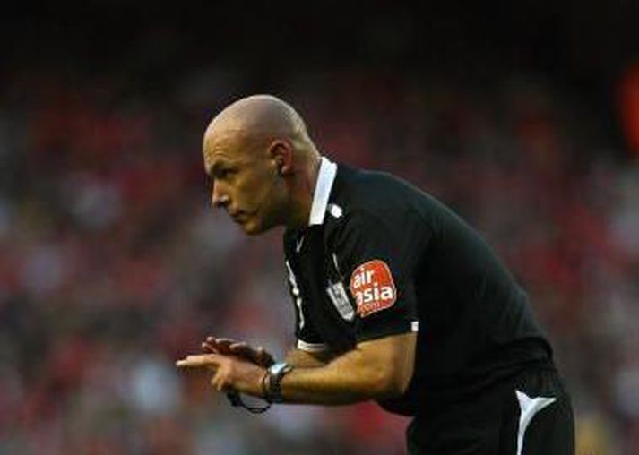 Howard Webb sér um að dæma stærstu leiki Englands.