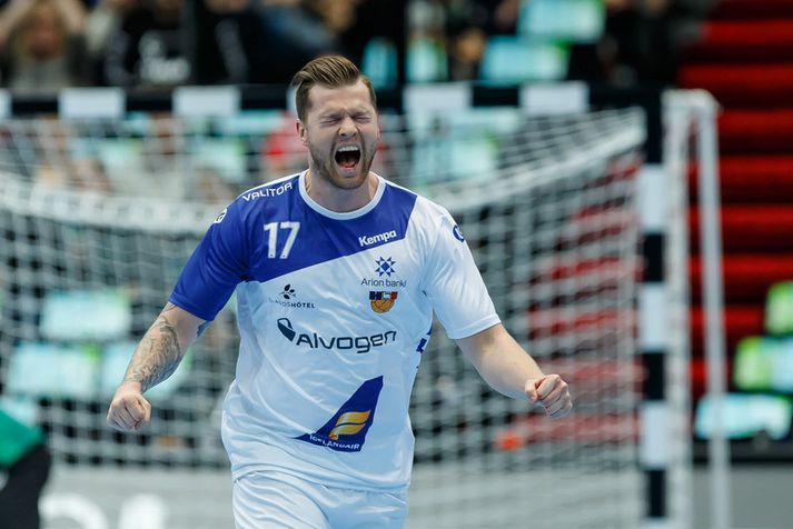 Arnór Þór Gunnarsson fagnar hér mögulega markinu sem hann fékk ekki skráð á sig.