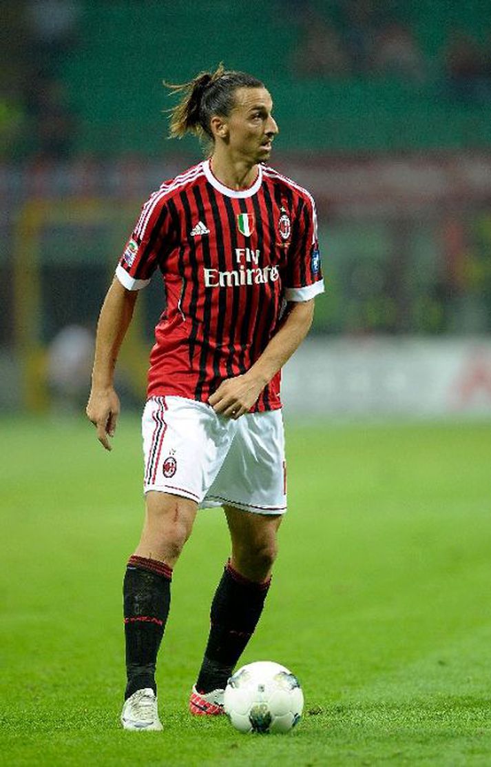 Fottur með taglið. Zlatan mun ekki leika á sínum gamla heimavelli með Milan í kvöld.nordic photos/getty Images