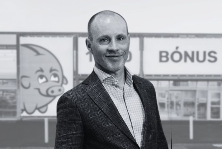 Finnur Oddsson, forstjóri Haga, sagði að helsta ástæðan fyrir mikilli hækkun á framlegðarstiginu á fyrsta fjórðungi væri vegna rekstursins í Færeyjum, en framlegðin stóð í stað þegar litið var til dagvöruhlutans á Íslandi. „Uppbygging dagvörumarkaðar í Færeyjum er töluvert frábrugðin því sem við eigum að venjast hér á landi,“ nefndi forstjórinn, en EBITDA-hlutfall SMS var tæplega tvöfalt hærra borið saman við afkomu verslunar og vöruhúsa Haga hér á landi.