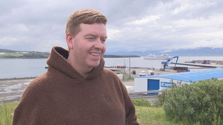 Örlygur Hnefill, markaðsstjóri hafnanna í Norðurþingi, segir að það hafi verið pólitísk ákvörðun að reyna að lokka til hafna sveitarfélagsins þau skipafélög sem eru innan vébanda AECO.