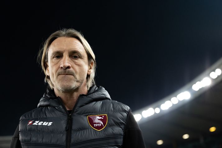 Davide Nicola hefur endanlega lokið störfum hjá Salernitana en hann lifði ekki af tapið á móti Hellas Verona á mánudaginn.