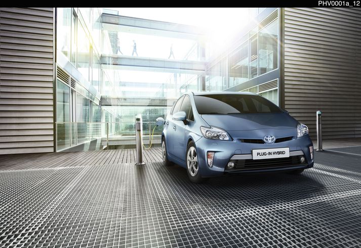 Toyota varði 1.160 milljörðum króna í þróun nýrra bíla á síðasta ári.