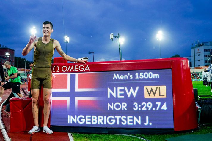  Jakob Asserson Ingebrigtsen fagnar hér sigri og er ánægður með tímann sinn.