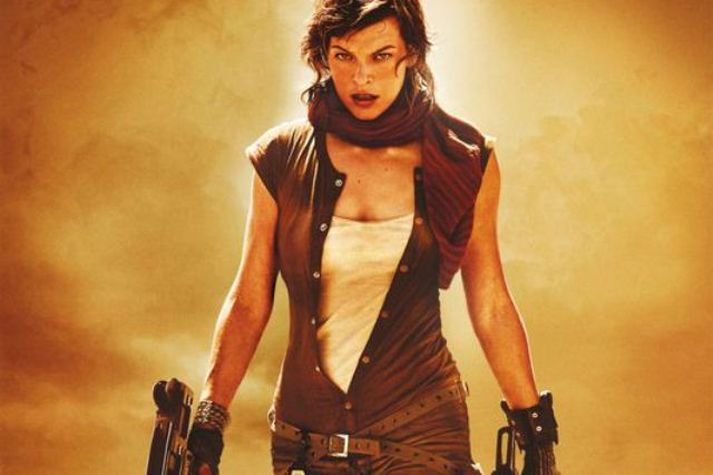 Milla Jovovich leikur aðalhlutverkið í myndunum.