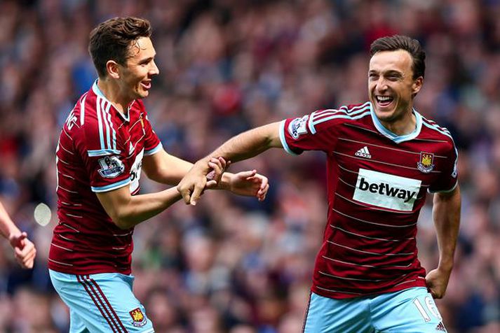 Mark Noble og Stewart Downing og félagar þeirra í West Ham verða í Evrópudeildinni á næsta tímabili.