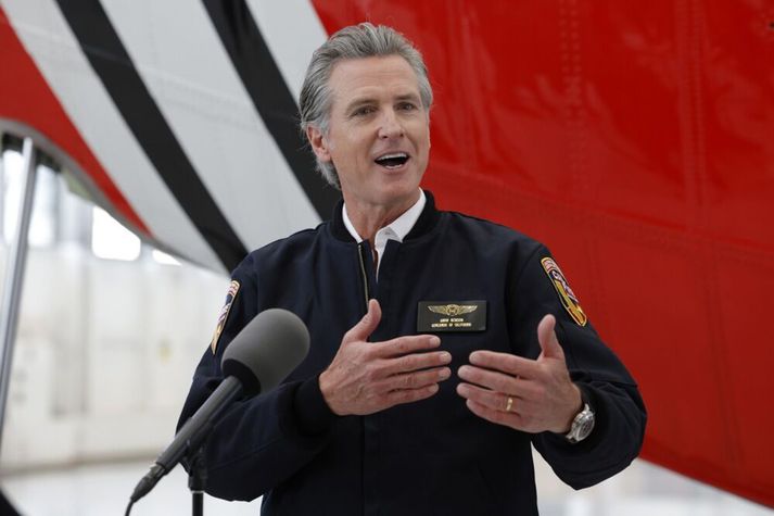 Gavin Newsom ríkisstjóri Kaliforníu hefur lýst yfir óánægju með tollahækkanir Trump. 