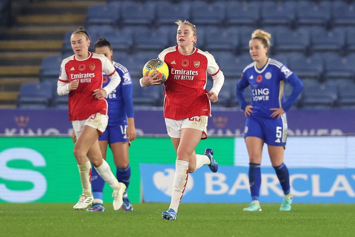 Alessia Russo skoraði og lagði upp fyrir Arsenal.